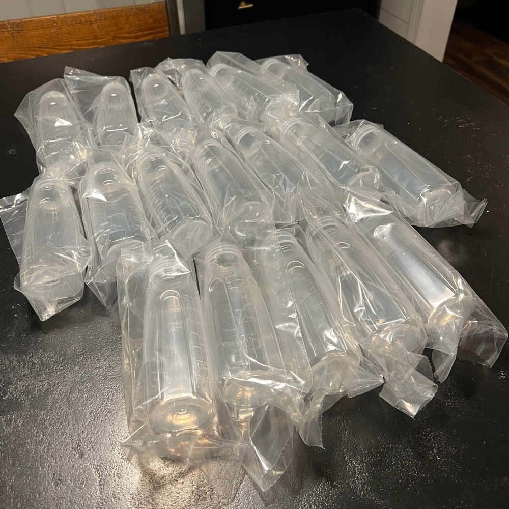 18 Abbott Baby Bottles Brand New